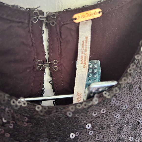 Free People Liquid Shine Mini Dress Black Sequin Generous size XS - Picture 7 of 7